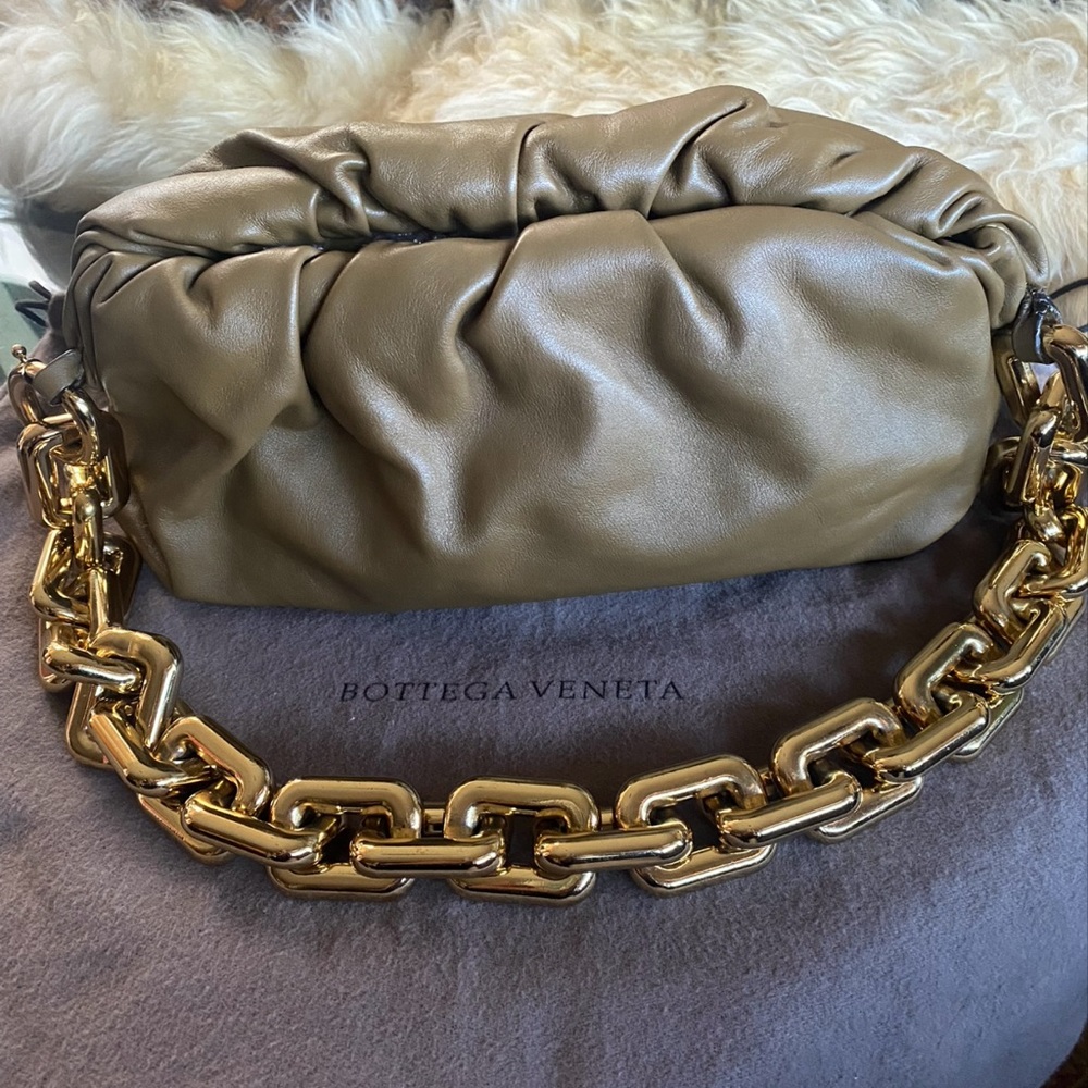 Authentic Chunky Chain Bottega Veneta by : BOTTEGA VENETA in Rank A.